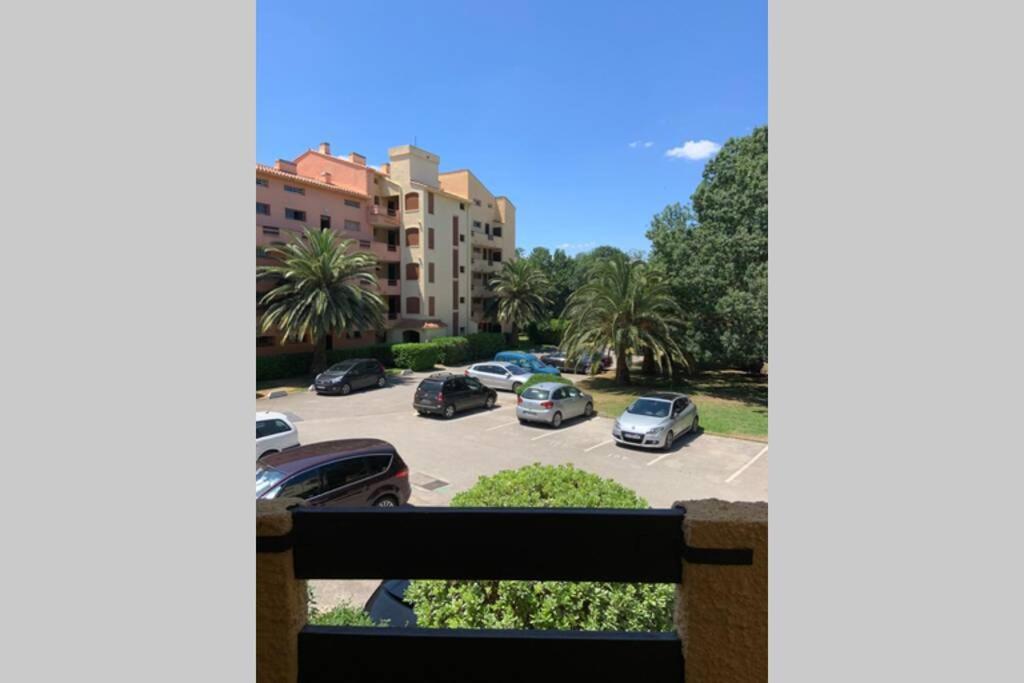 Agréable appartement avec piscine à 500m de la mer Argelès-sur-Mer Esterno foto