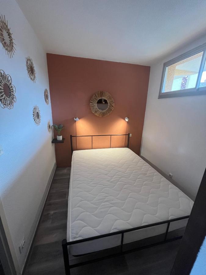 Agréable appartement avec piscine à 500m de la mer Argelès-sur-Mer Esterno foto