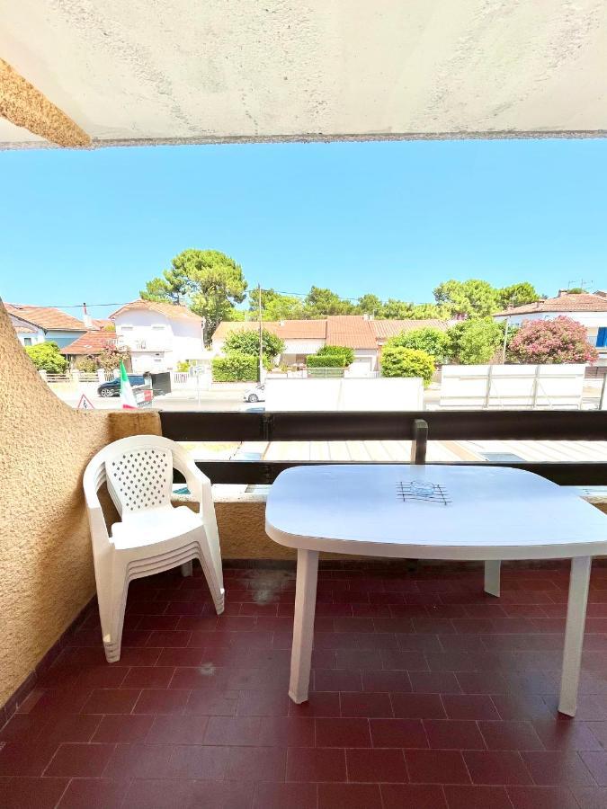 Agréable appartement avec piscine à 500m de la mer Argelès-sur-Mer Esterno foto